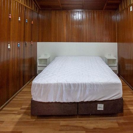 Moreira Casa Com Churrasqueira E Ar-Condicionado Убатуба Екстериор снимка