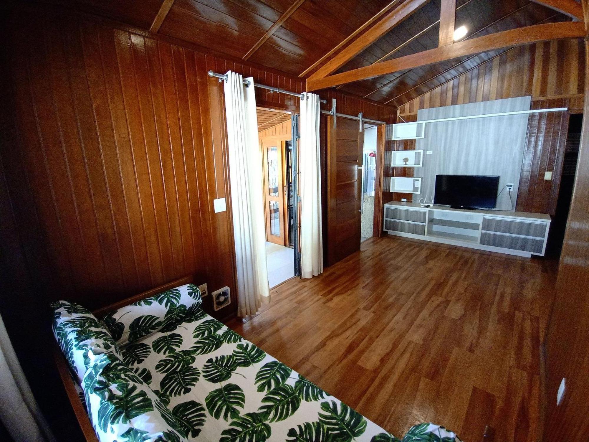 Moreira Casa Com Churrasqueira E Ar-Condicionado Убатуба Екстериор снимка
